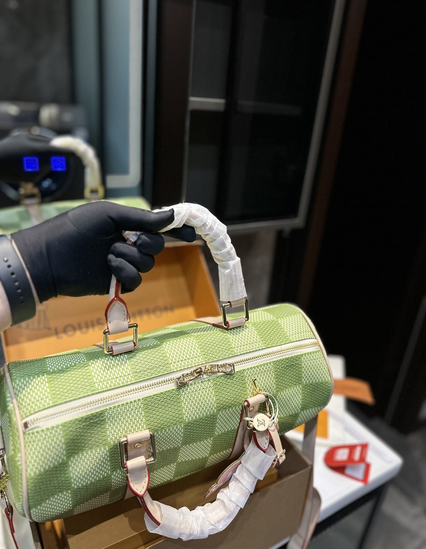 Louis Vuitton Keepall Bandoulière Damier Canvas Green 35Cm N40671