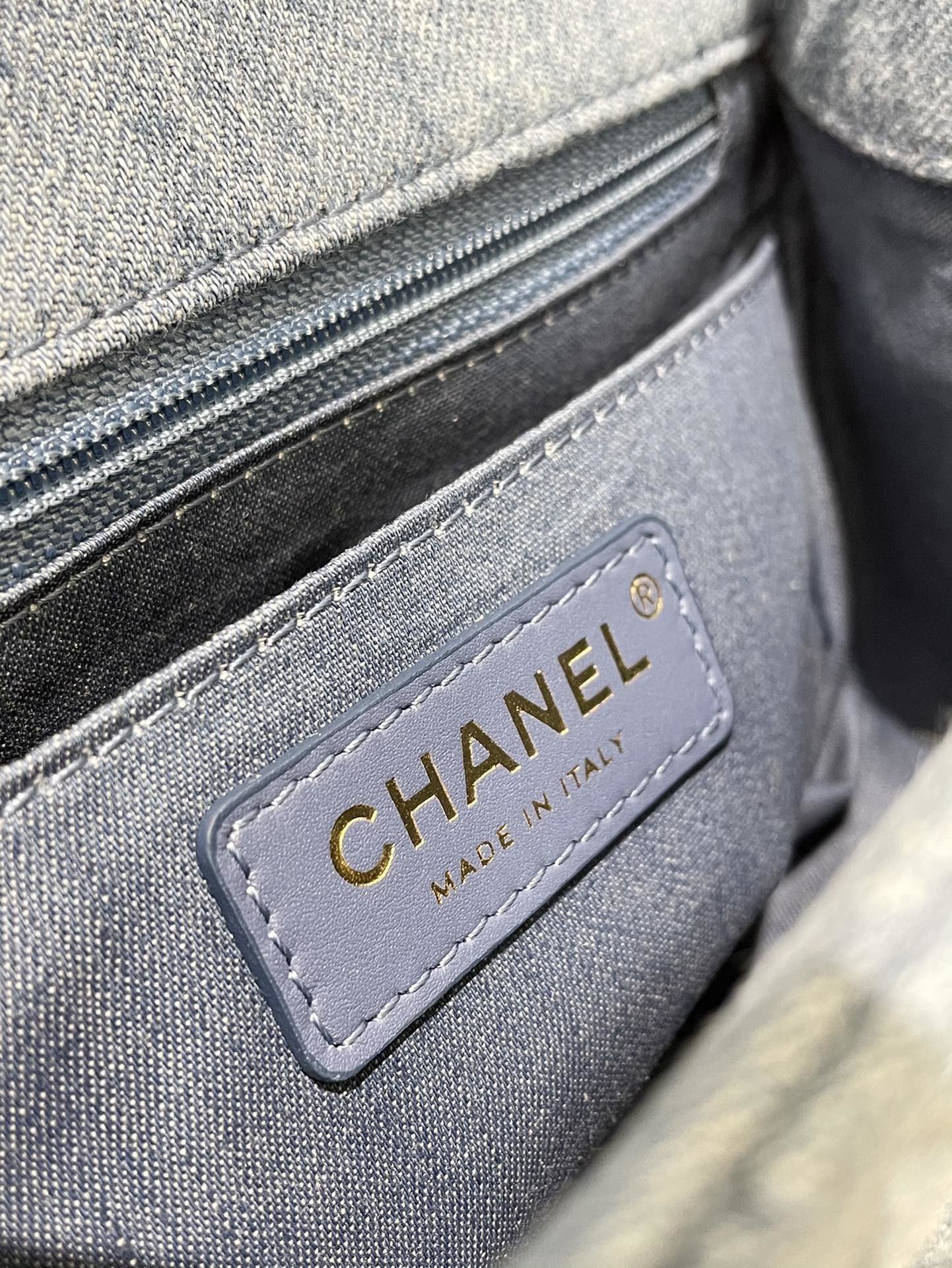 Chanel Mini Denim Rectangular Crush Ghw 17Cm/6.7in