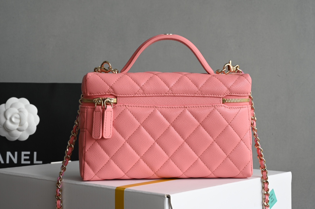 Small Vanity Case (LP Lunch Box Bag) in Peach Pink Quilted Caviar Calfskin with Light Gold-Tone Hardware (25S Collection)