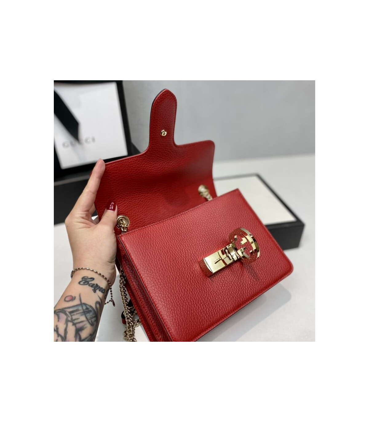 Gucci Interlocking Chain Leather Cross Body Bag Red 25cm