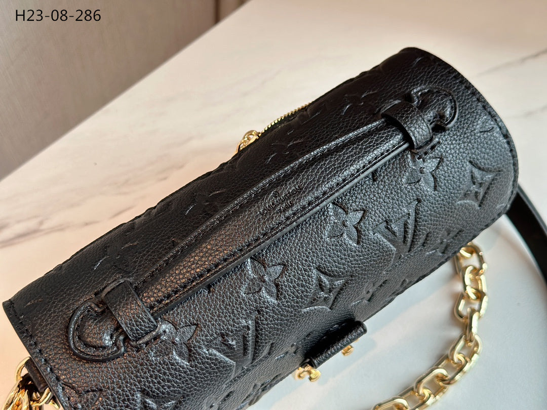 Louis Vuitton Pochette M Tis East West Bag Black 21Cm M46595