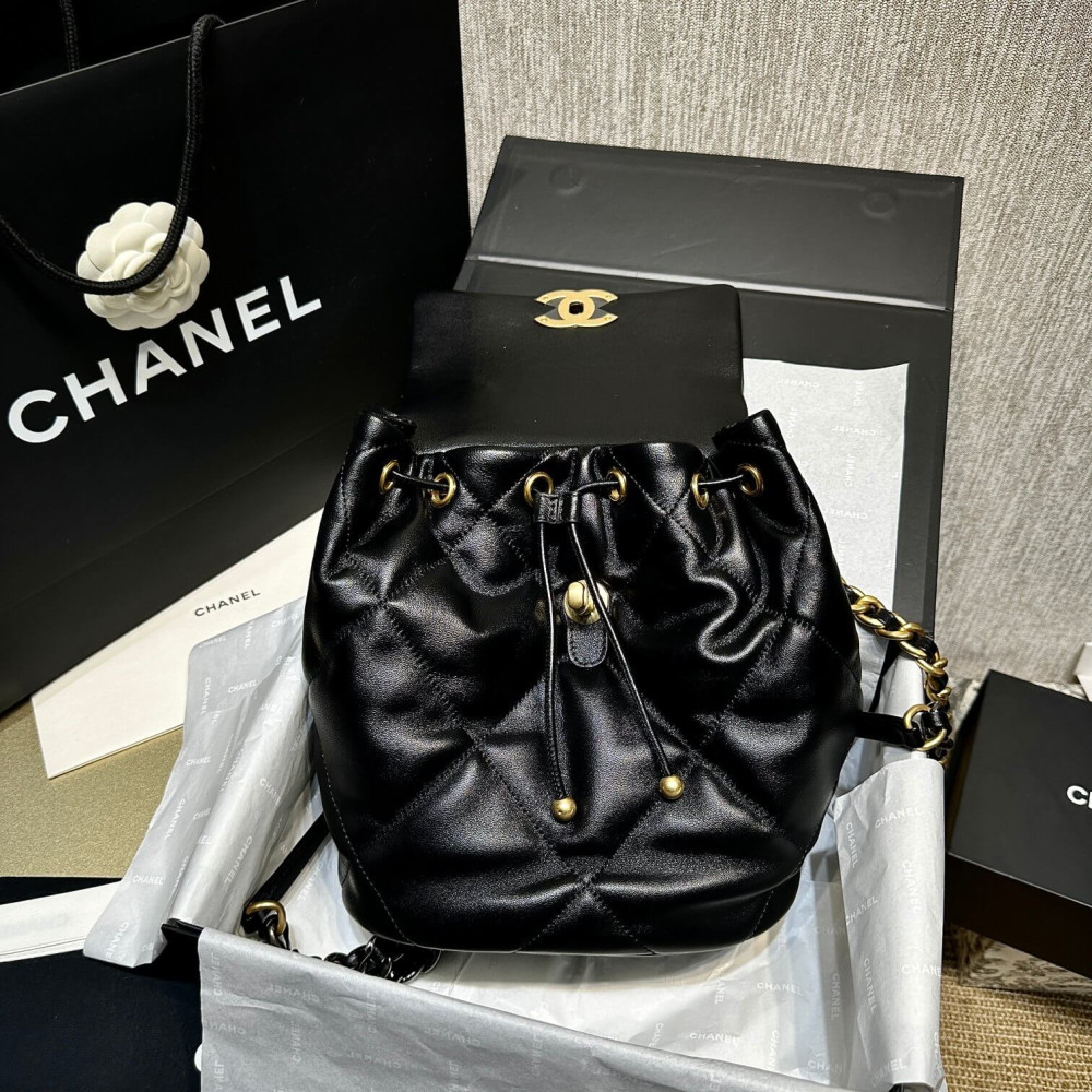 Chanel 19 Backpack Black Quilted Lambskin 26cm
