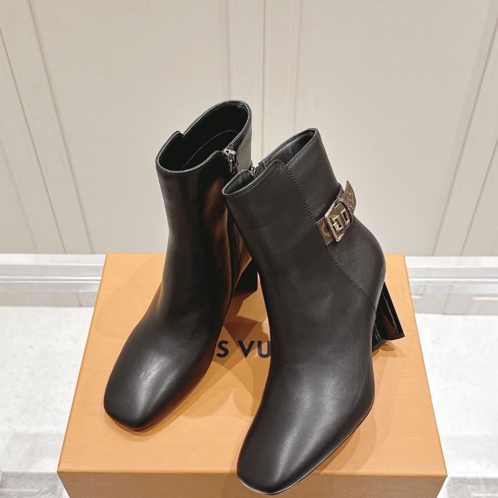 Louis Vuitton Silhouette Ankle Boot Black 1Aiefp