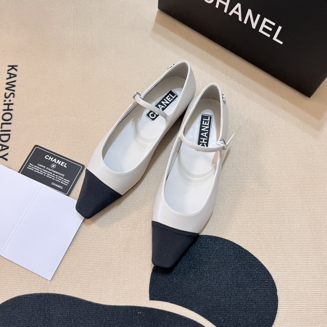 Chanel Square Toe Ballet Flats Black White