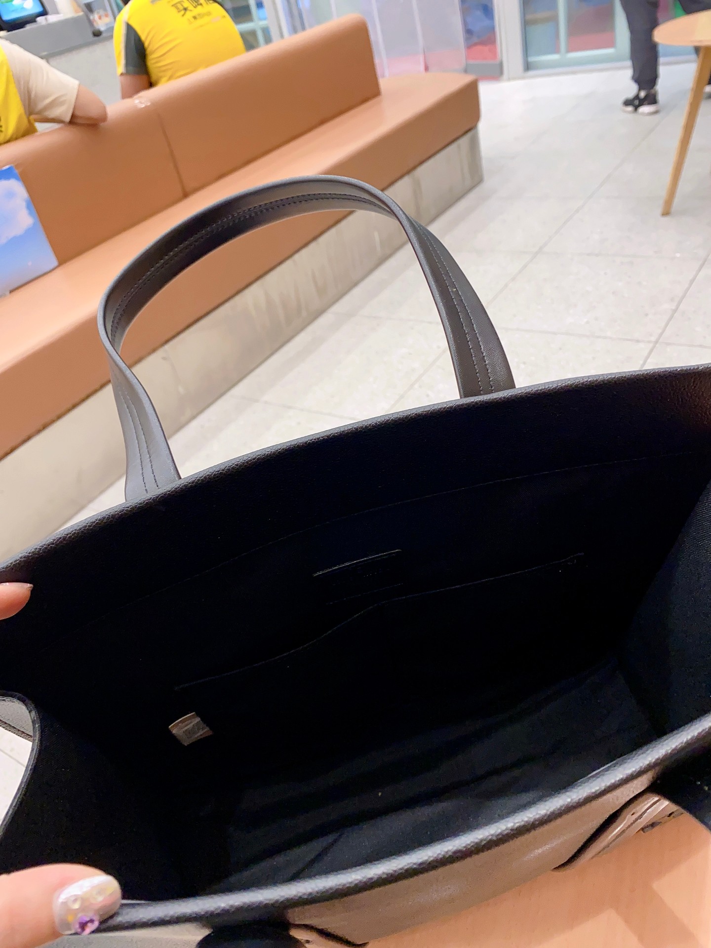 Louis Vuitton Aerogram Takeoff Tote Bag Black 37Cm M57308