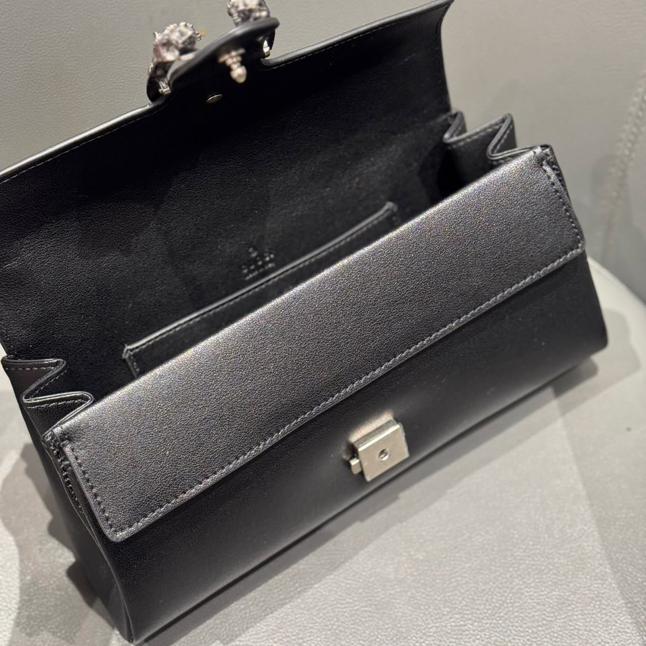 Gucci Dionysus Medium Shoulder Bag 28cm/11in Black Leather 874735
