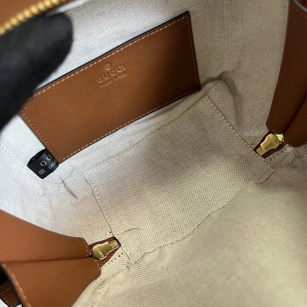 Gucci Blondie Top Handle Bag
