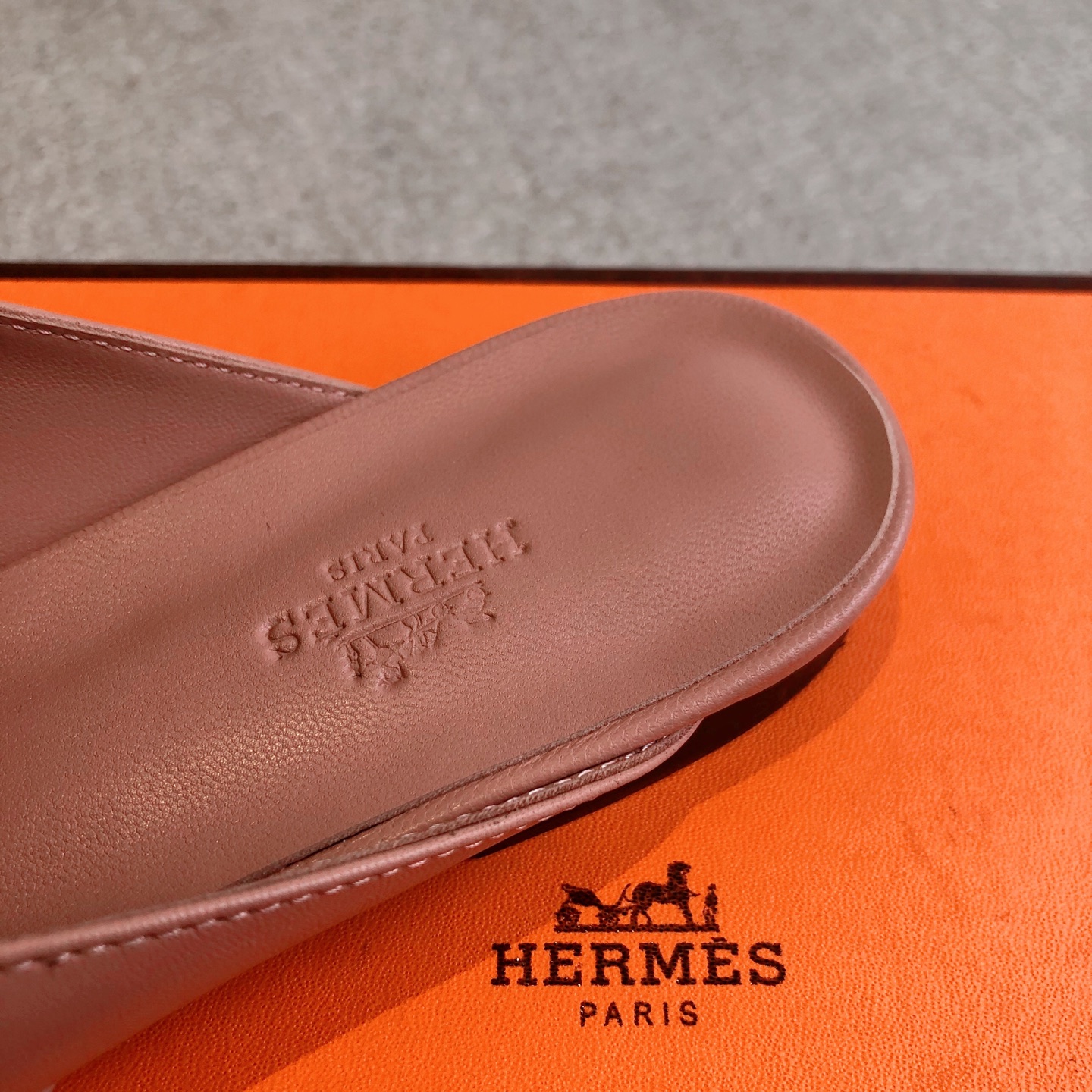 Hermes Oz Mule Pink