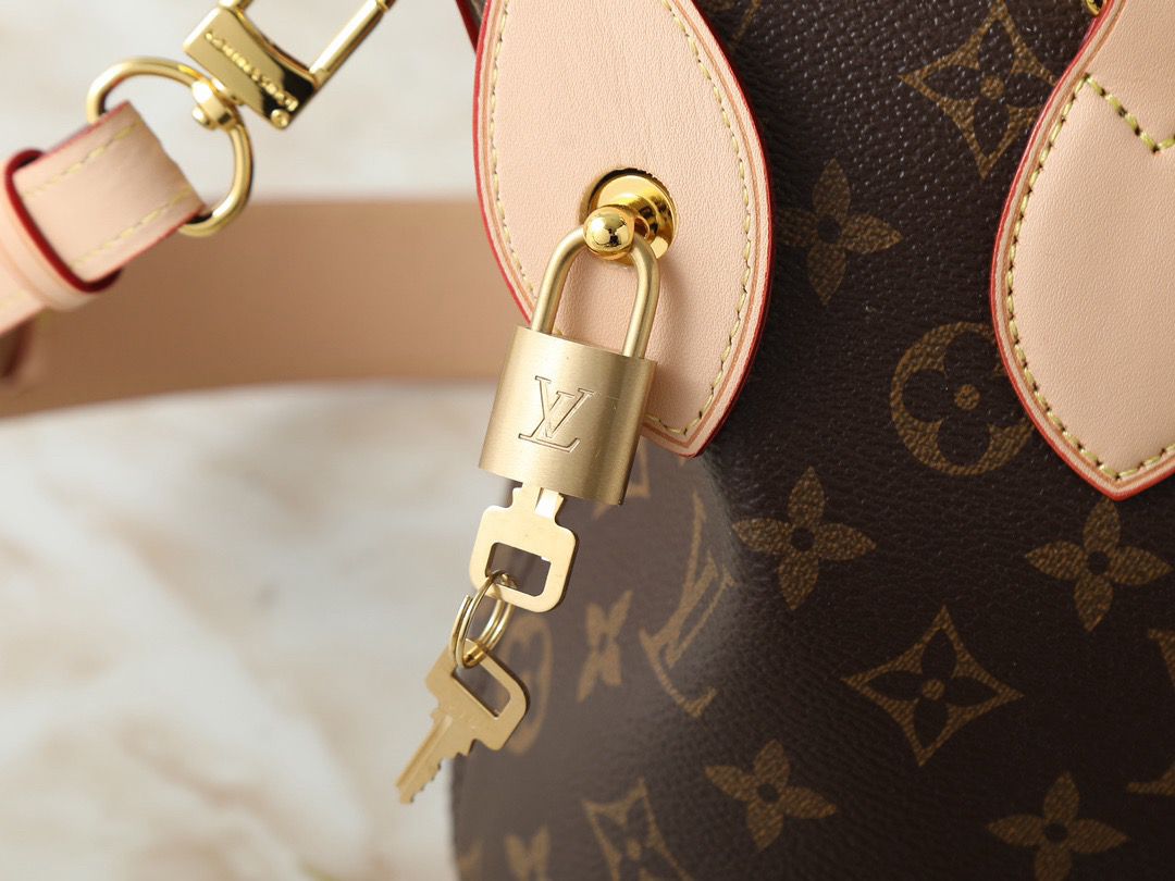 Louis Vuitton Neo Lockit PM M26532 33cm