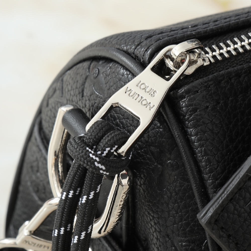 Louis Vuitton Keepall Bandoulière 25 Bag Black 25Cm
