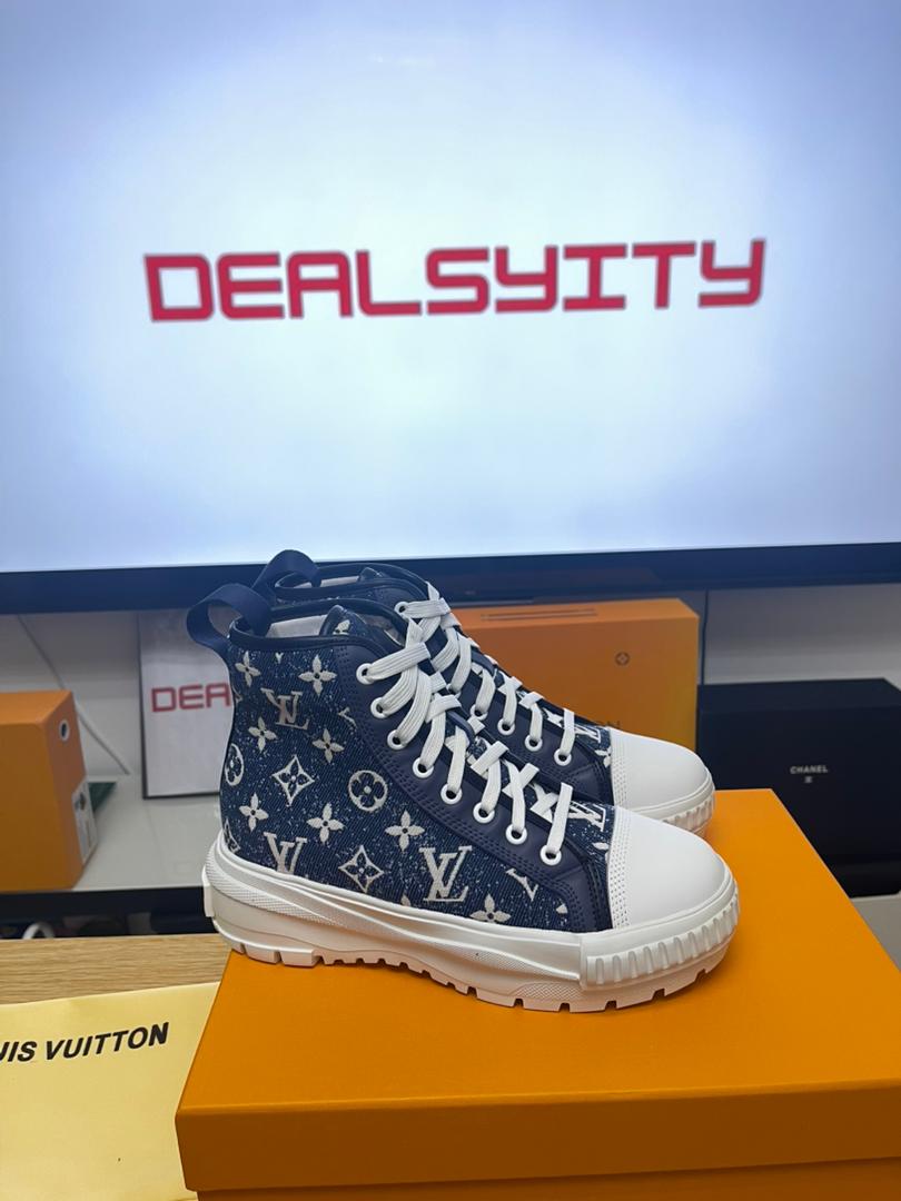 Louis Vuitton Squad Sneakers Monogram Black