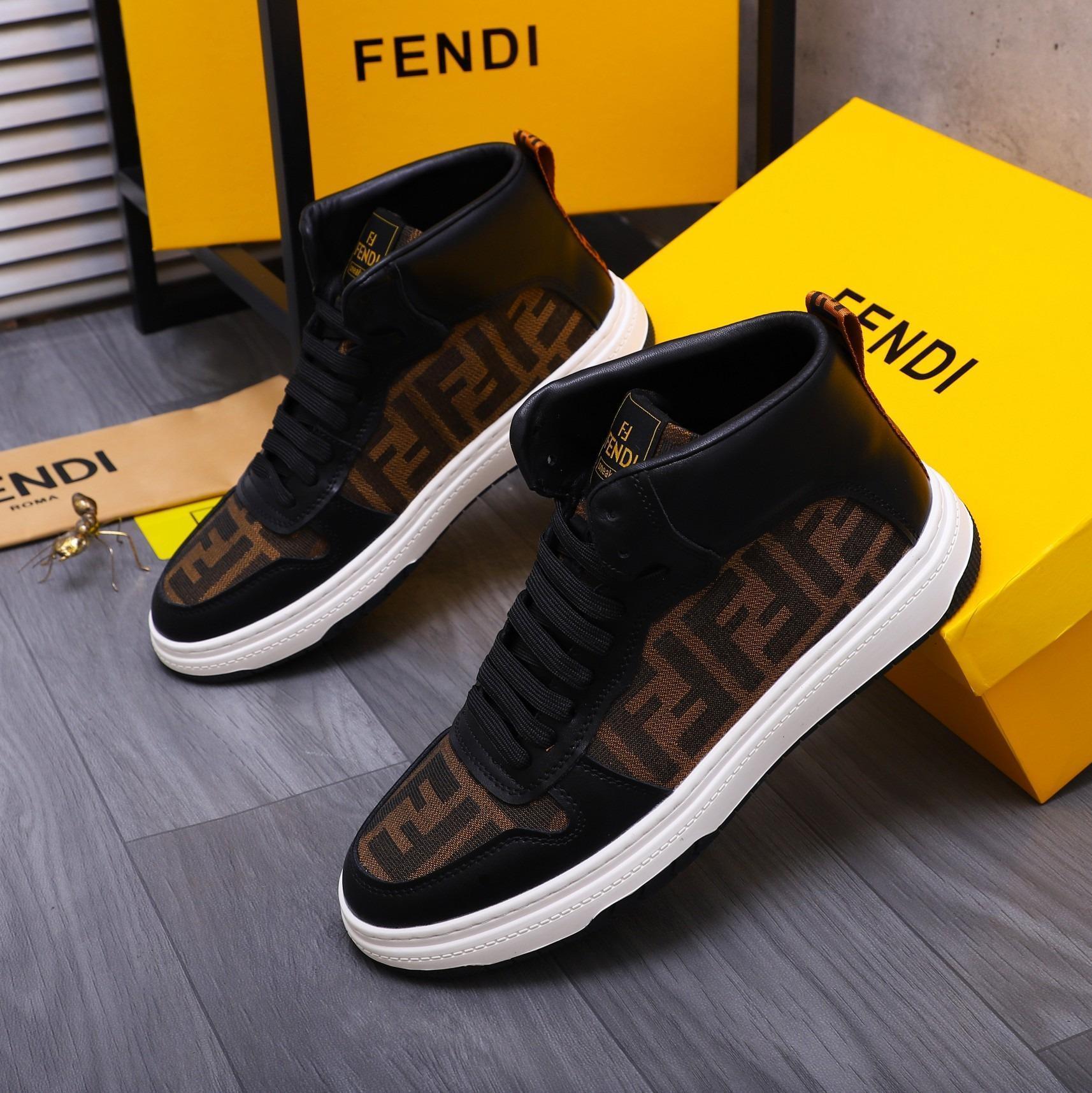 FENDI CASUAL SNEAKERS