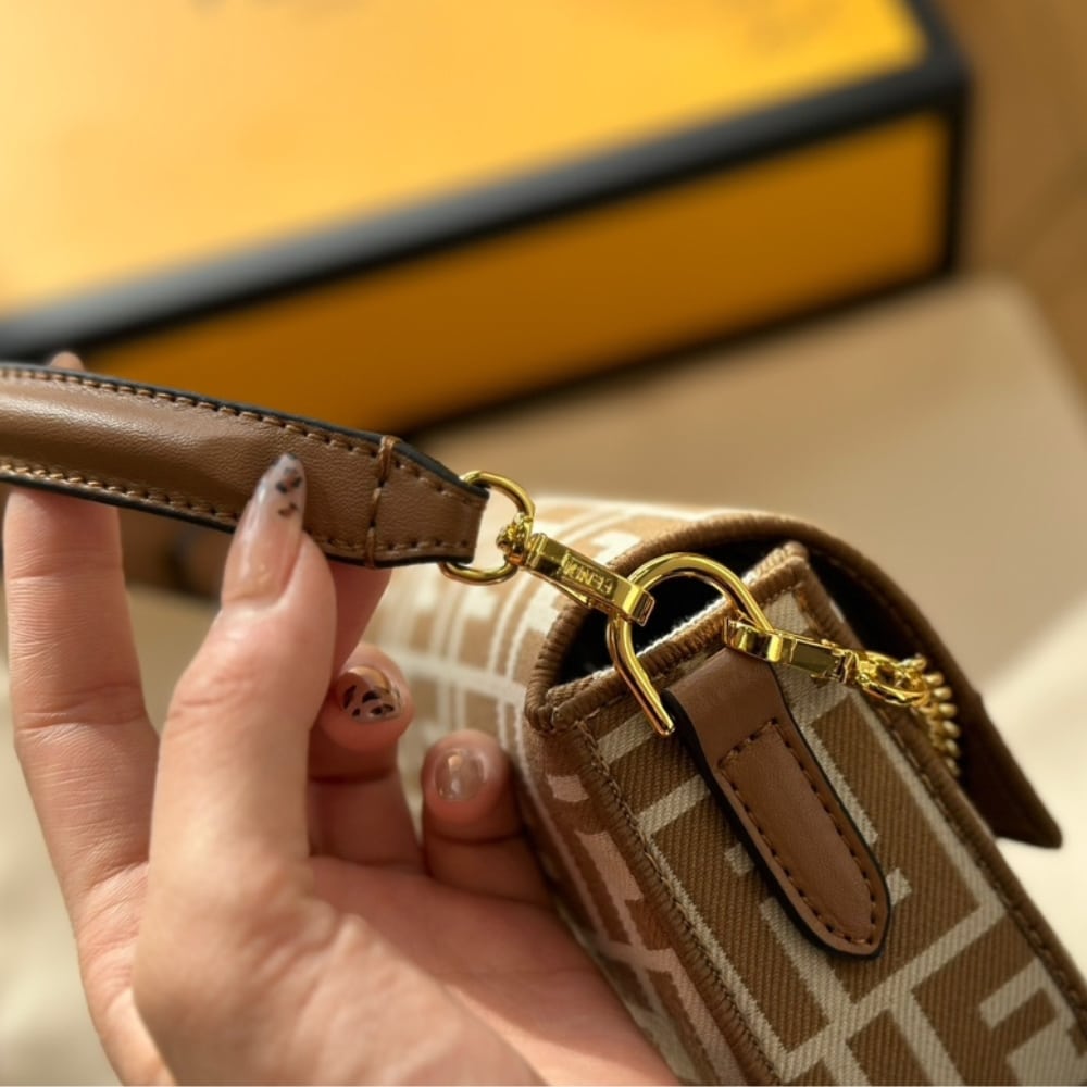Fendi Baguette Mini Ff Jacquard Fabric Bag Beige 21cm