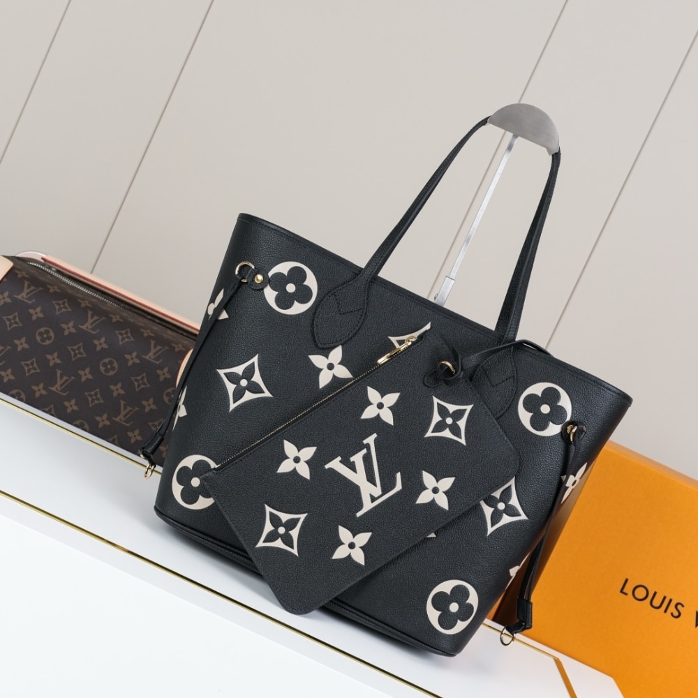 Louis Vuitton Neverfull MM Monogram Empreinte Black 31cm M58907
