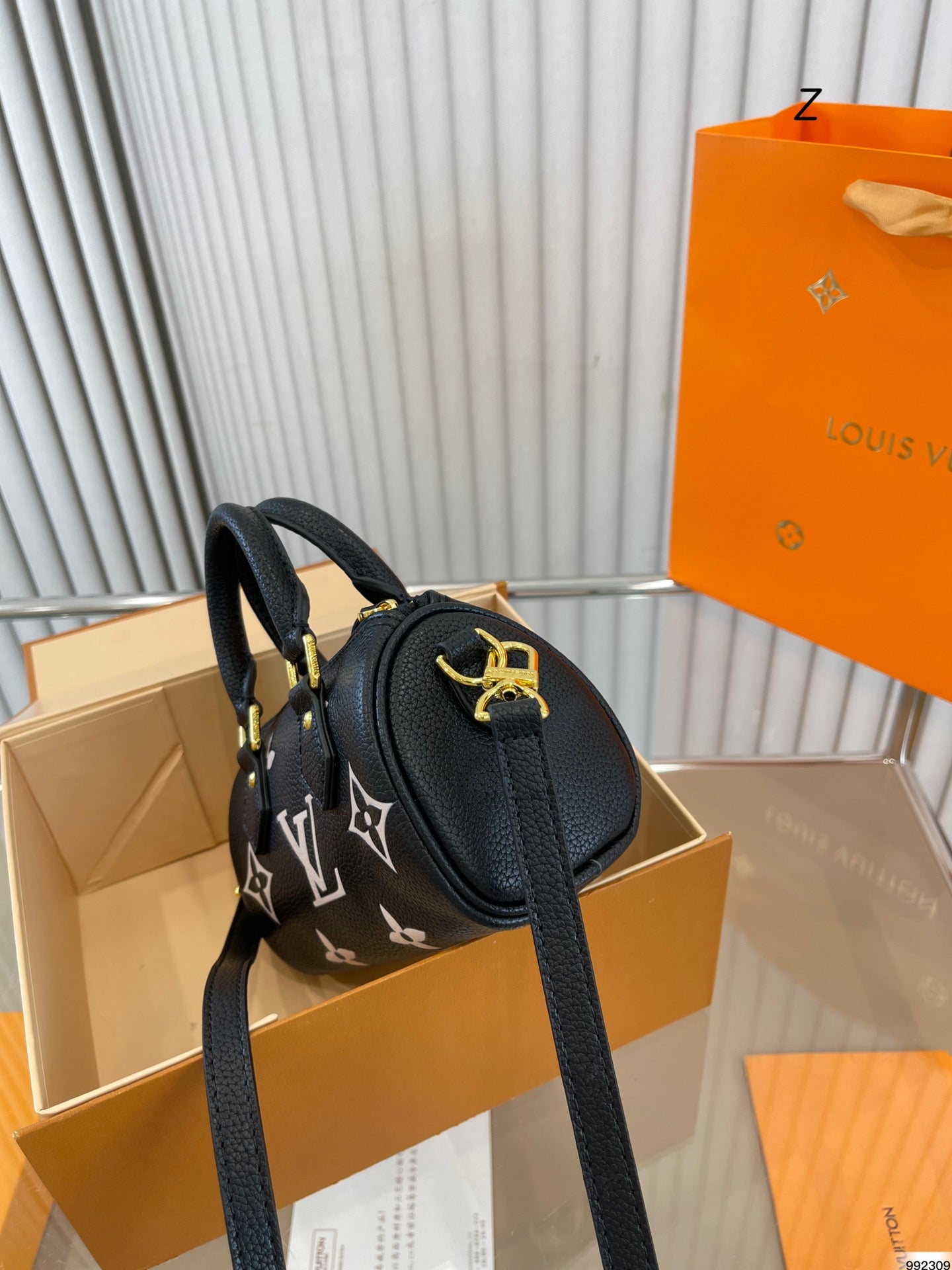 Louis Vuitton Nano Speedy Monogram Canvas Black 17Cm M81456