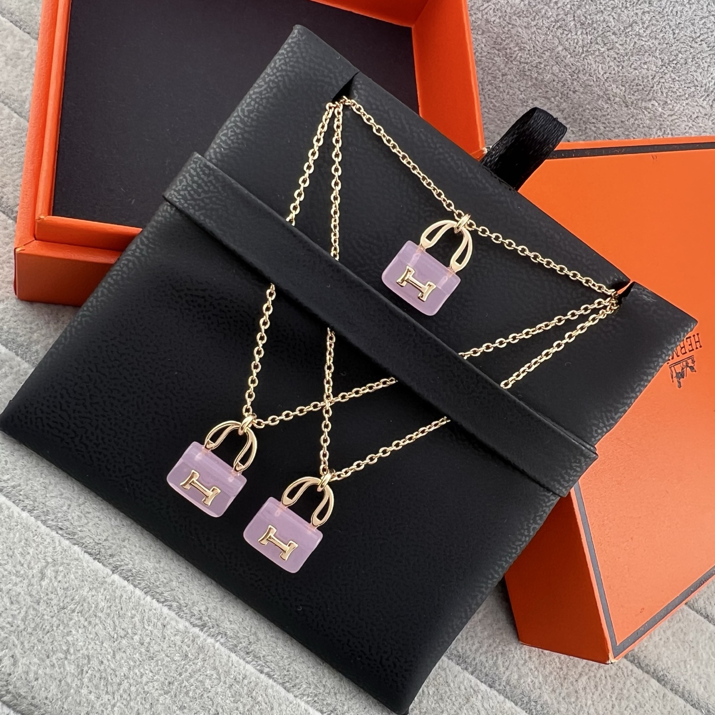 Pink gemstoneH bag pendant necklace