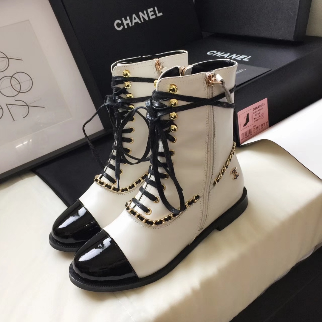 Chanel Botas Para Mujer White And Black