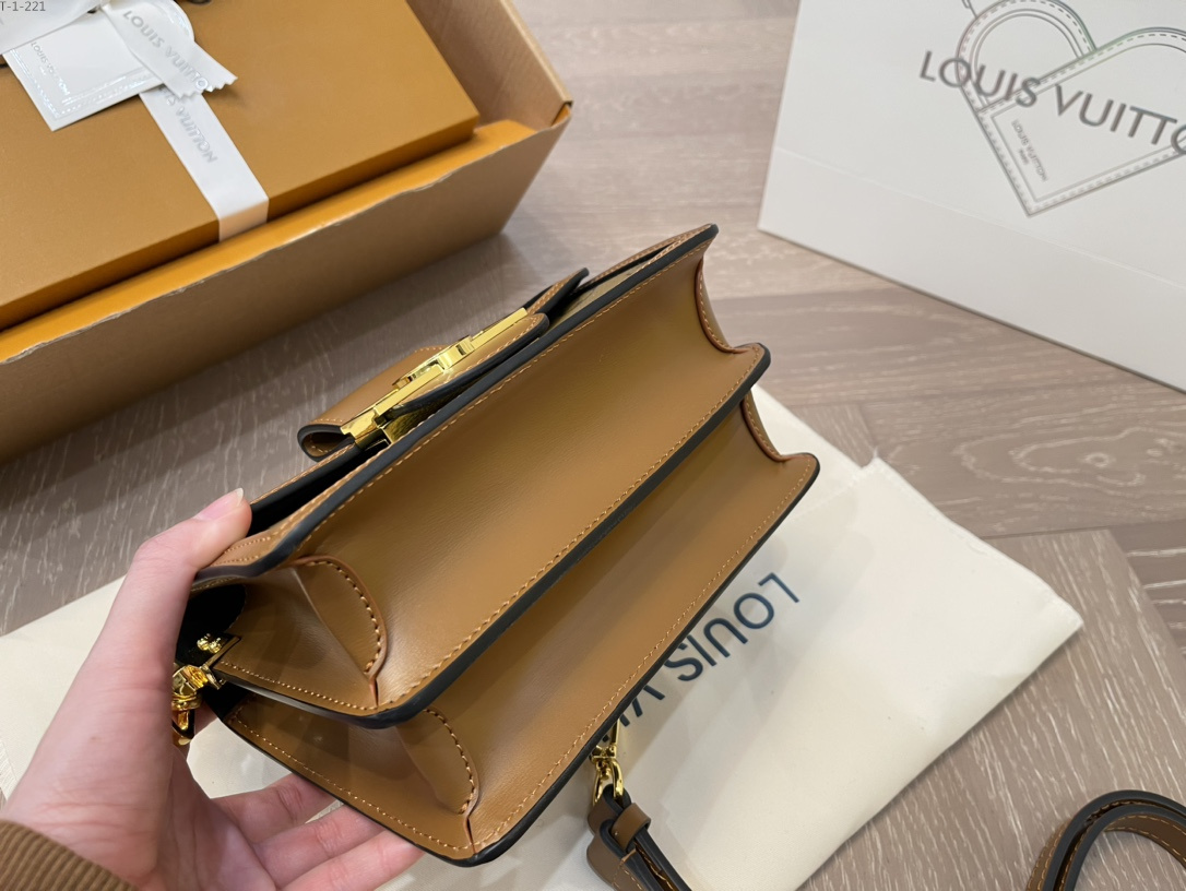 Louis Vuitton Mini Dauphine Autres Toiles Monogram 25Cm M45959