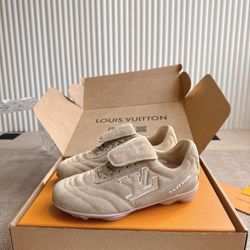 Louis Vuitton Lv Footprint Soccer Beige 1ahtx8