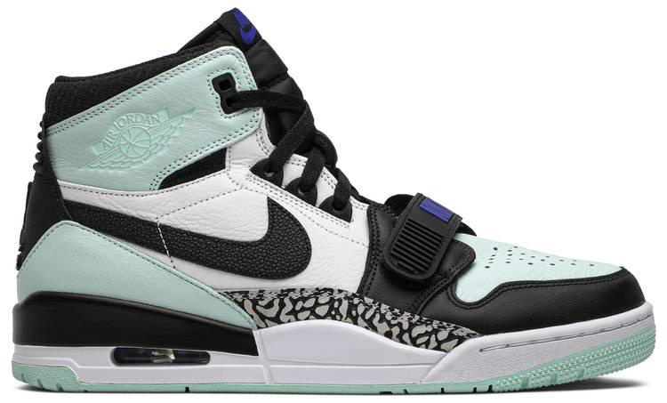 Jordan Legacy 312 Igloo AV3922-013