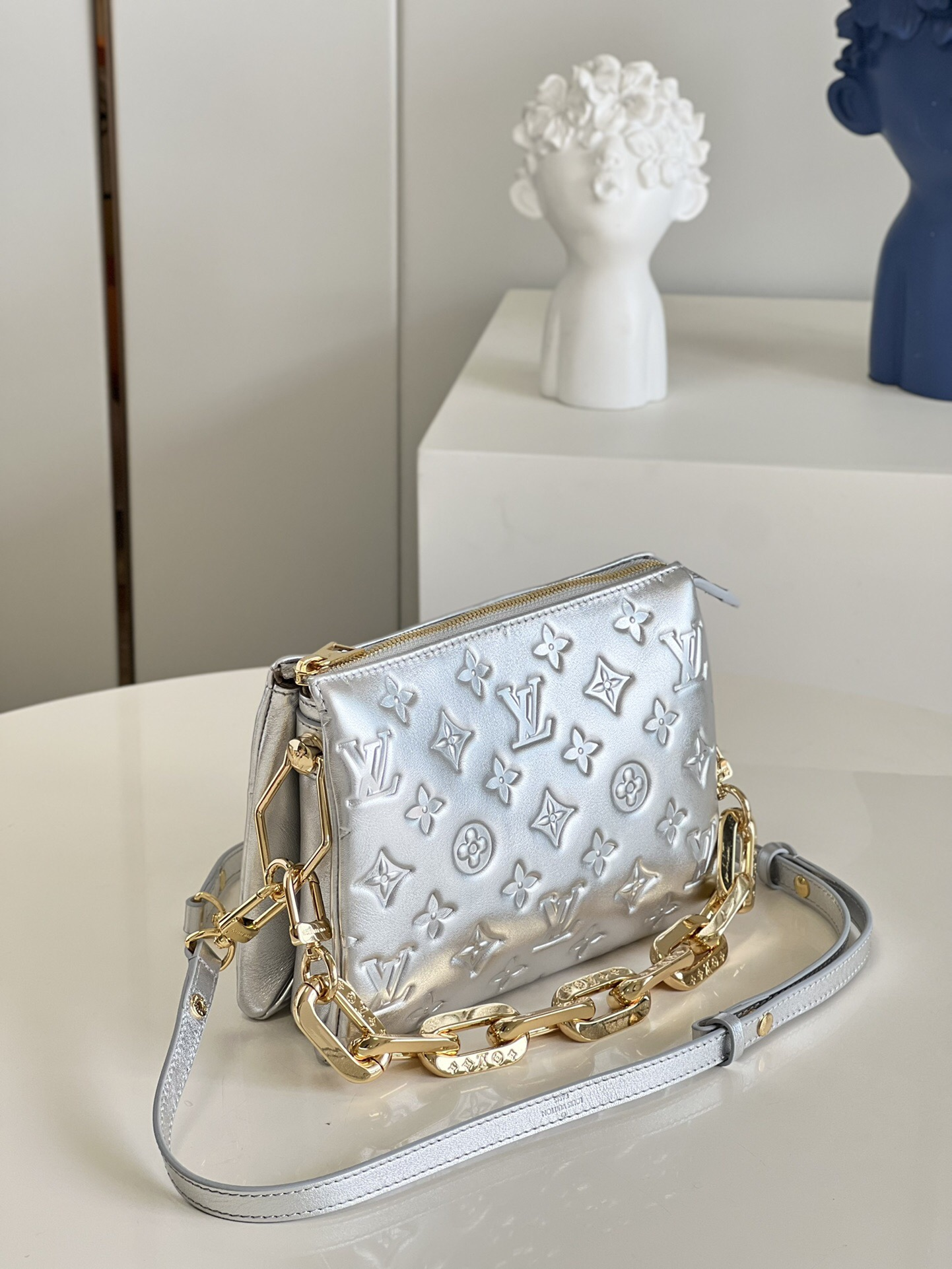 Louis Vuitton Madeleine Mm 30Cm Beige