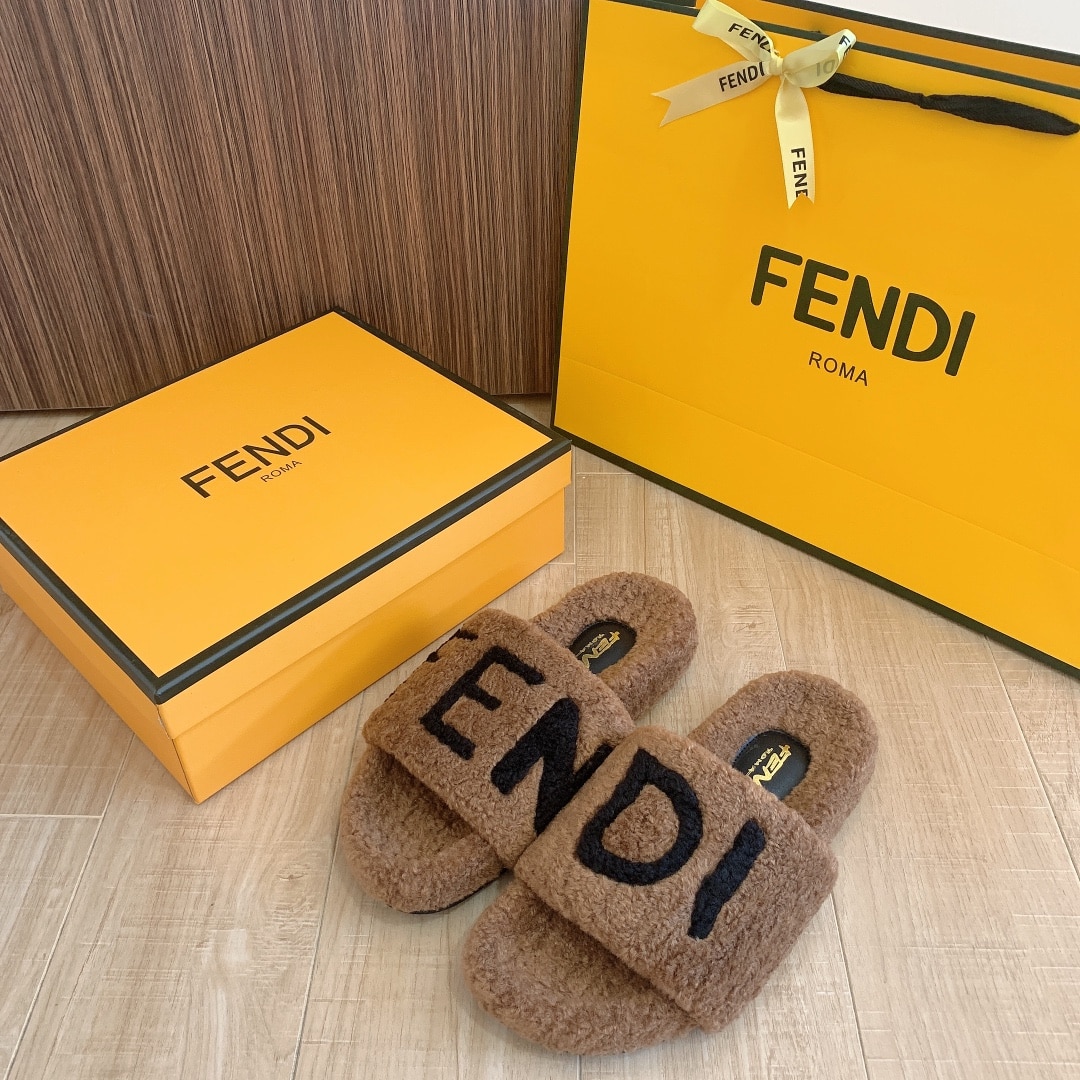 Fendi Fleece Slippers Brown