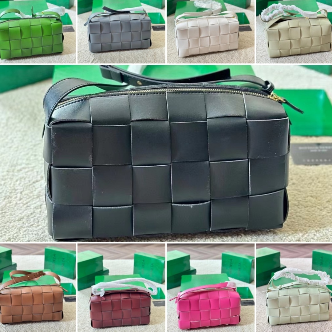 Bottega Veneta Brick Leather Bag 28Cm