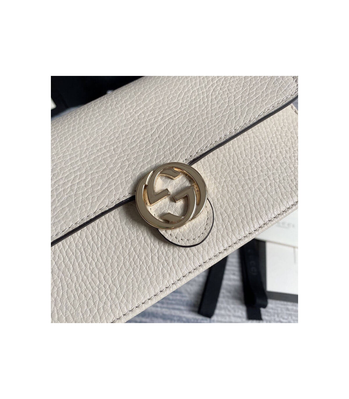 Gucci GG Interlocking Wallet On Chain White