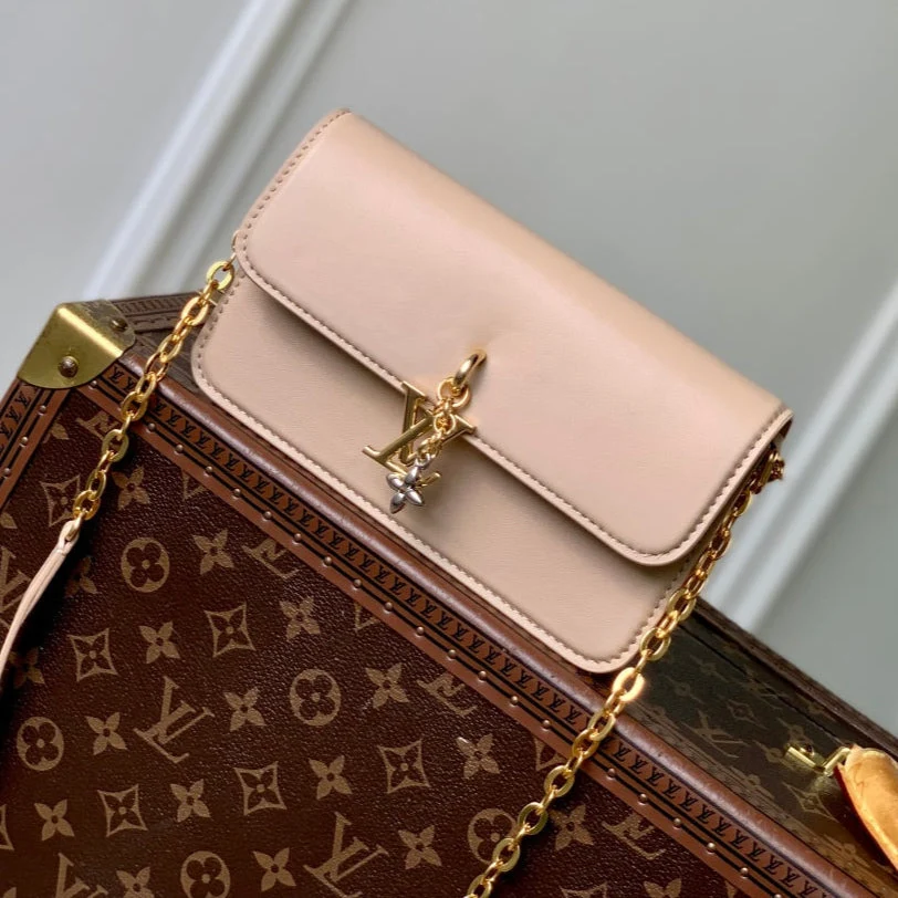 Wallet On Chain LV Bloom 20cm Beige Calfskin 250359