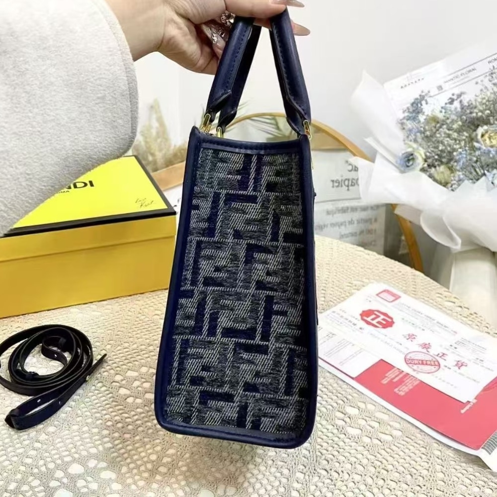 Fendi Sunshine Small Ff Chenille Shopper Dark Blue 26Cm 8Bh394Asu0F1Pqk