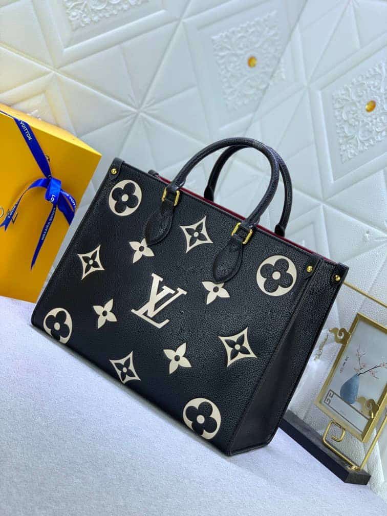 Louis Vuitton Onthego MM Monogram Black Beige 35Cm M45495