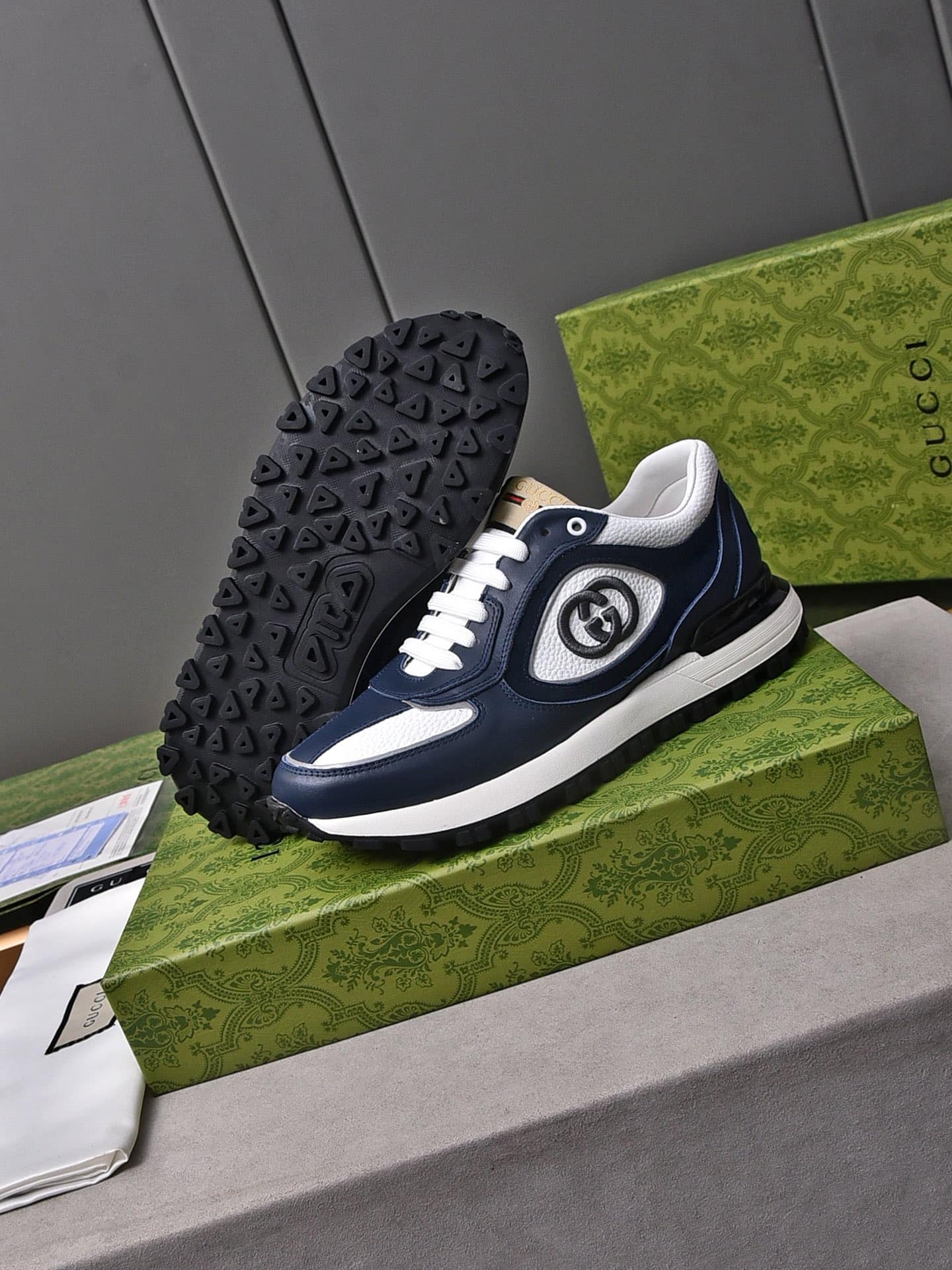 Gucci Double G Men’S Run Sneaker Blue