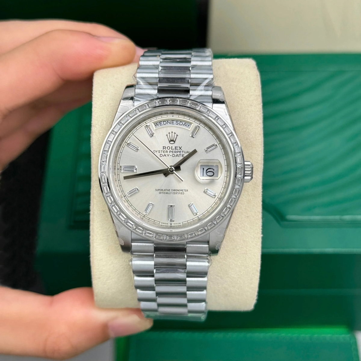 【Super Clone】RLX Day-Date 40mm 228396TBR-0011 Silver Diamonds Dial