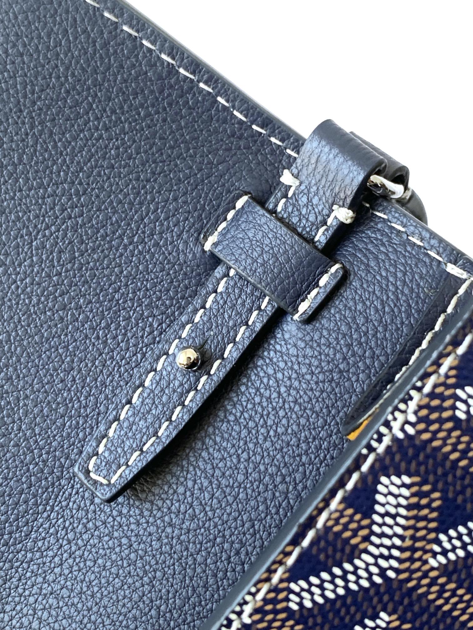 Goyard Chypre Wallet-Pouch 21 Cm Navy Blue Goyardine Canvas And Calfskin