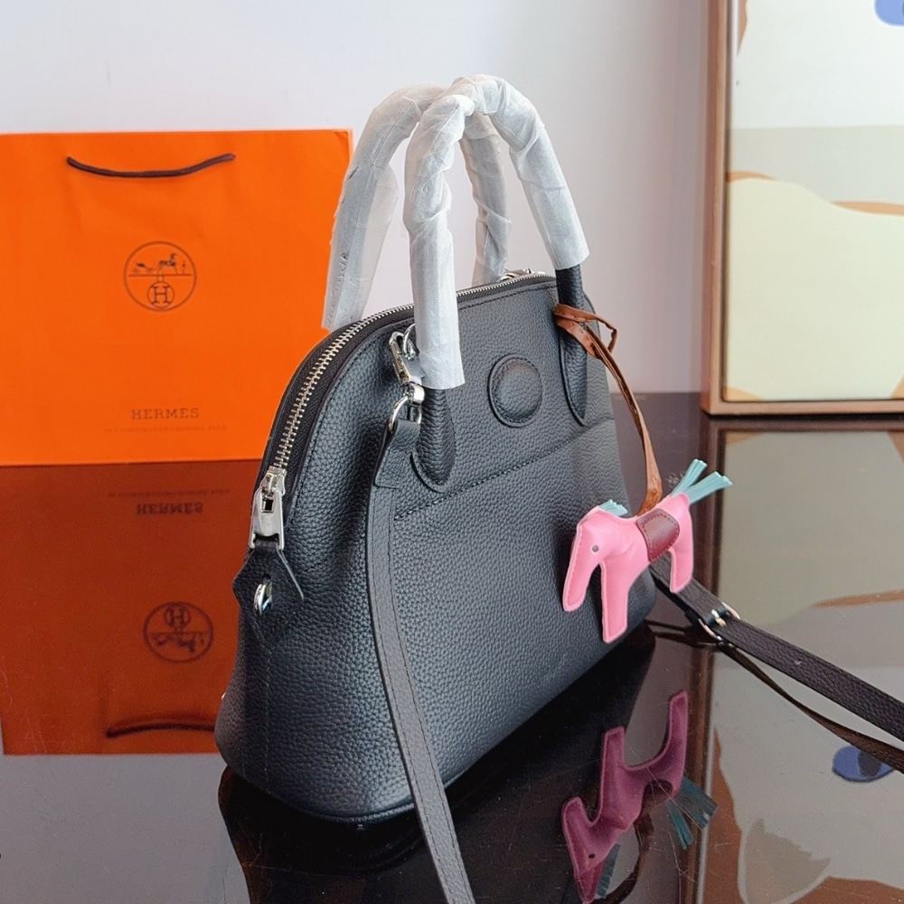 Hermes Bolide Taurillon Clemence Black 27Cm