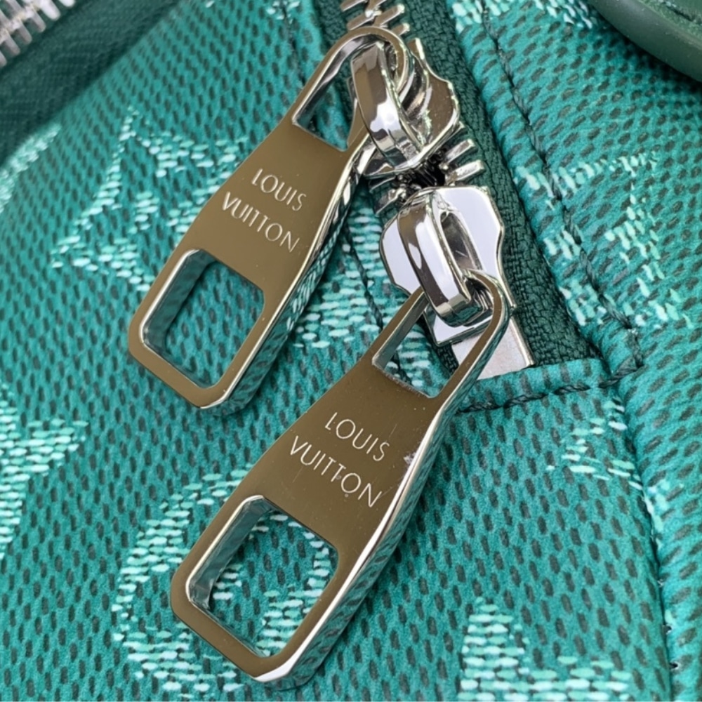 Louis Vuitton Rush Bumbag Green 30Cm M12867