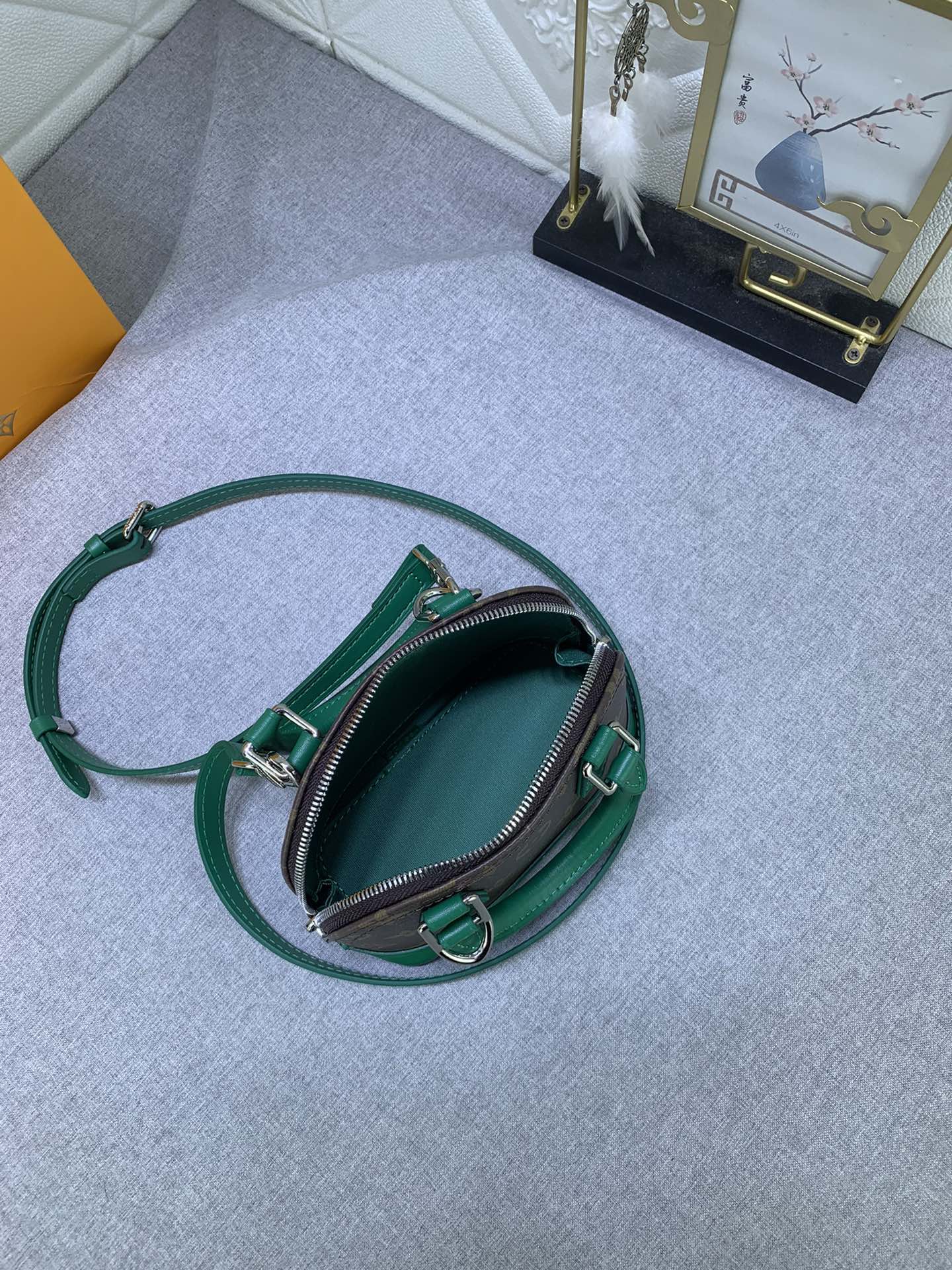 Louis Vuitton Mini Alma Monogram Canvas Mix With Green 18Cm M83204