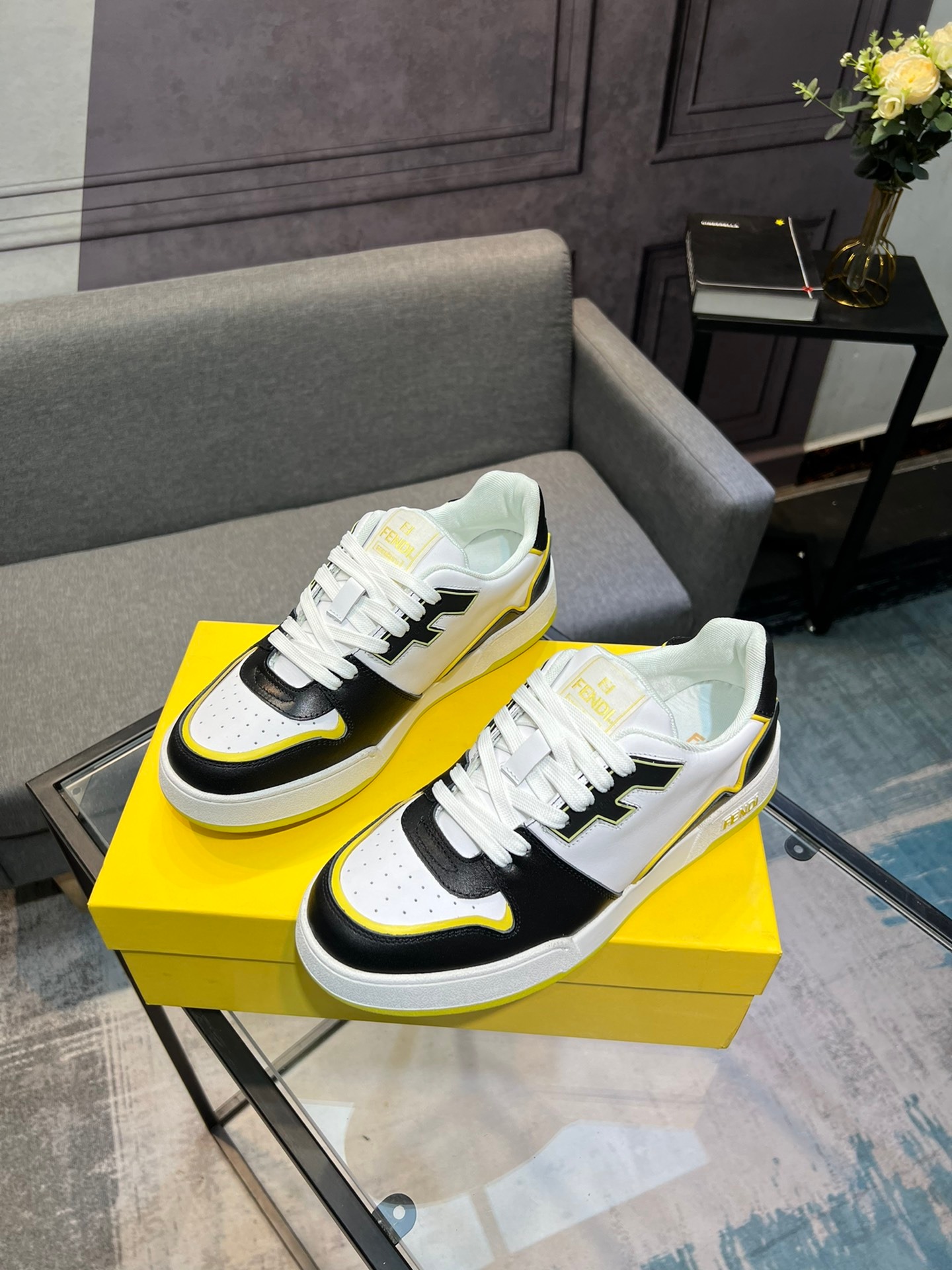 FENDI CASUAL SNEAKERS
