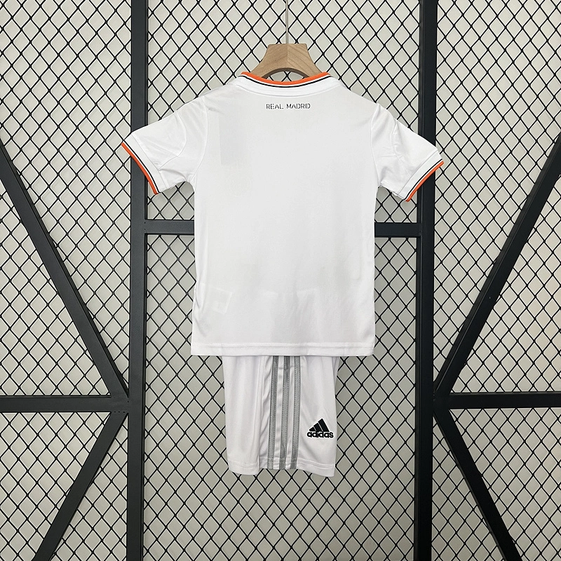 Retro Kids 2013-14 Real Madrid Kids home RONALDO Benzema Bale Sergio Ramos Alonso Di Maria Modric Football jersey retro