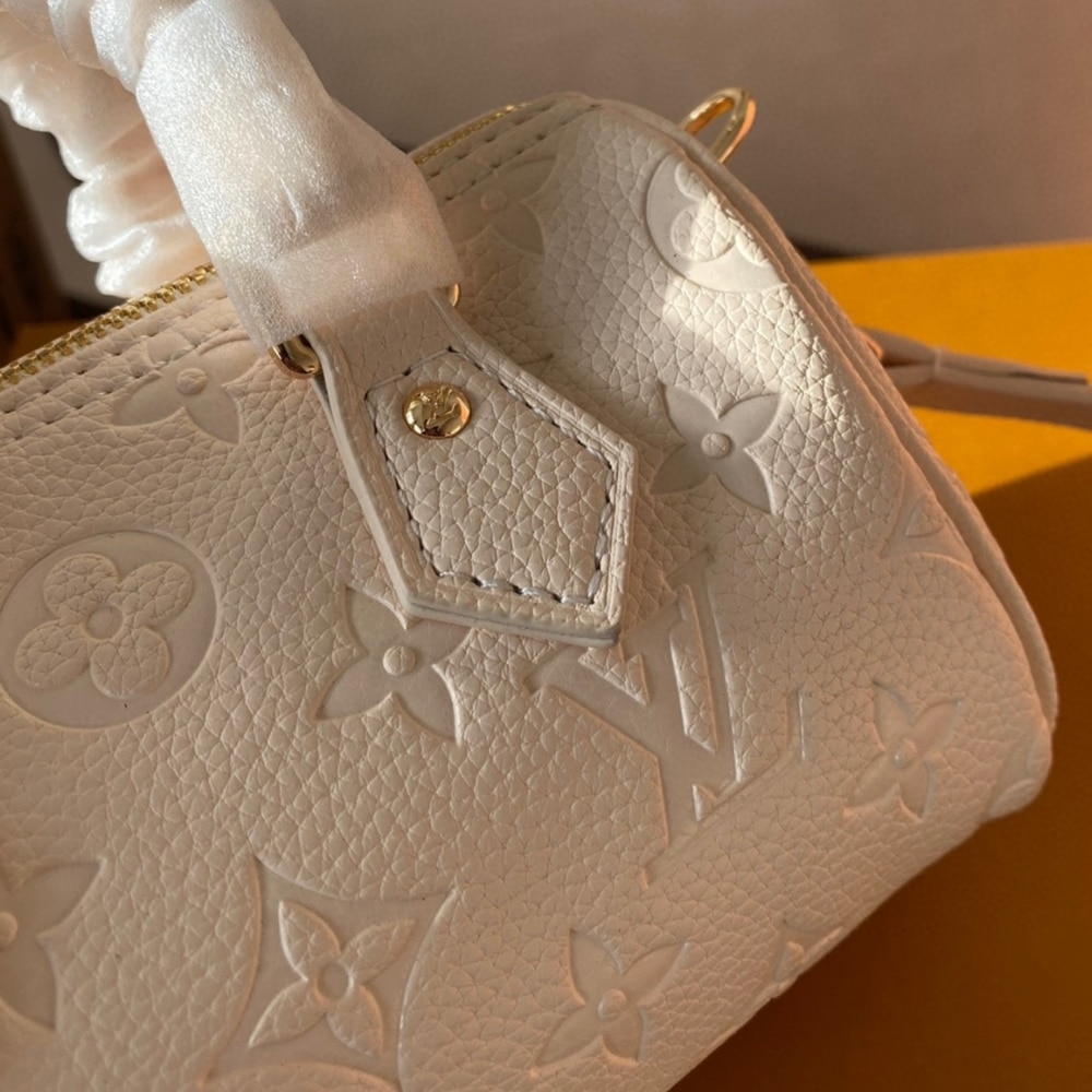 Louis Vuitton Speedy Bandoulière 20 Cream 20Cm M58954