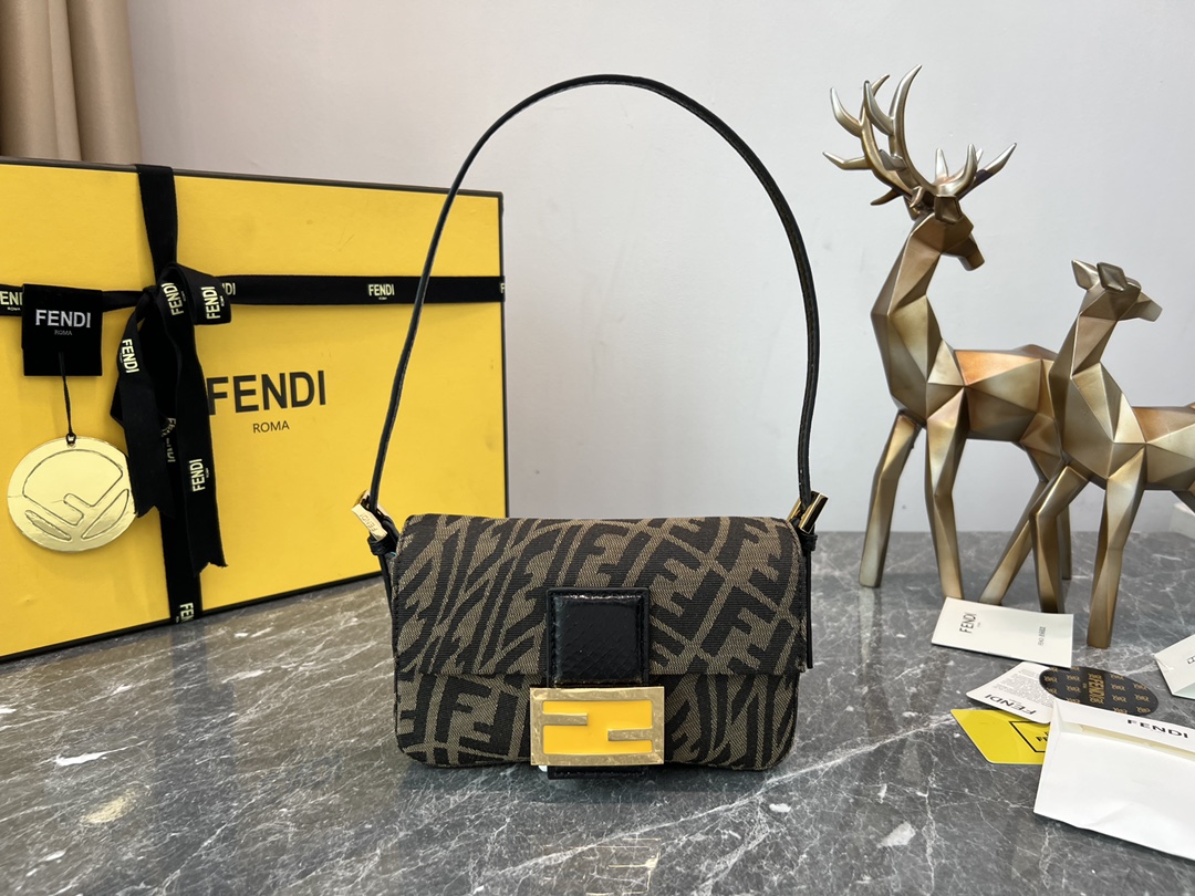 FENDI-1997 Edition Baguette