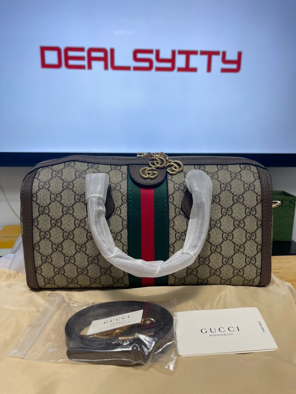 Gucci Ophidia GG Canvas Medium Top Handle Shoulder Bag 32cm/12.6in