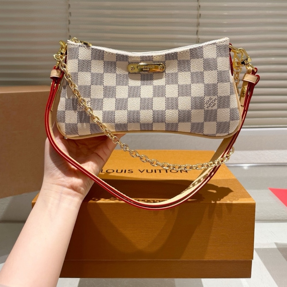 Louis Vuitton Pochette Liv Damier Azur 24Cm N00228