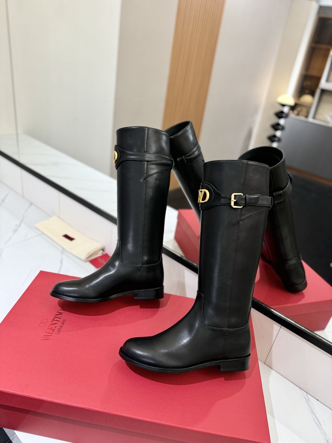 Valentino Garavani VLogo Signature Calfskin Knee Boots Black – Heel 30mm