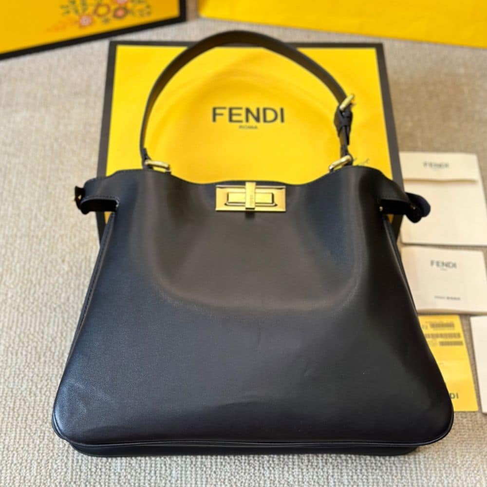 Fendi Peekaboo Soft Medium Leather Bag Black 33Cm