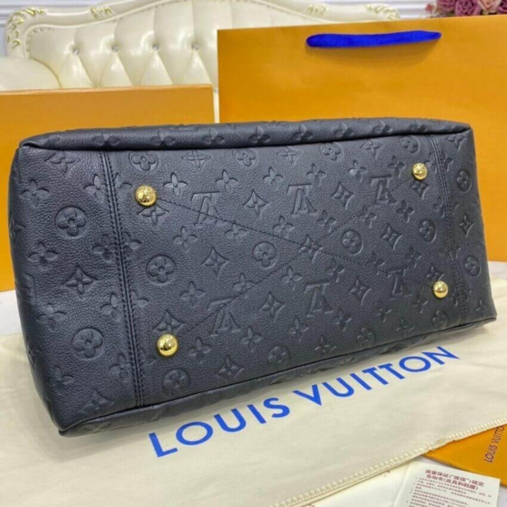 Louis Vuitton Artsy MM Monogram Empreinte Leather Black 41cm M41066