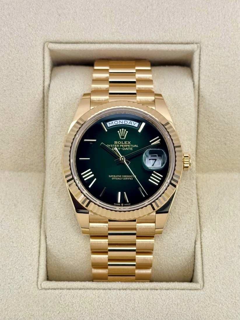 【Super Clone】RLX  Yellow Gold President Day Date 40mm Green Roman Ombre Dial - 228238