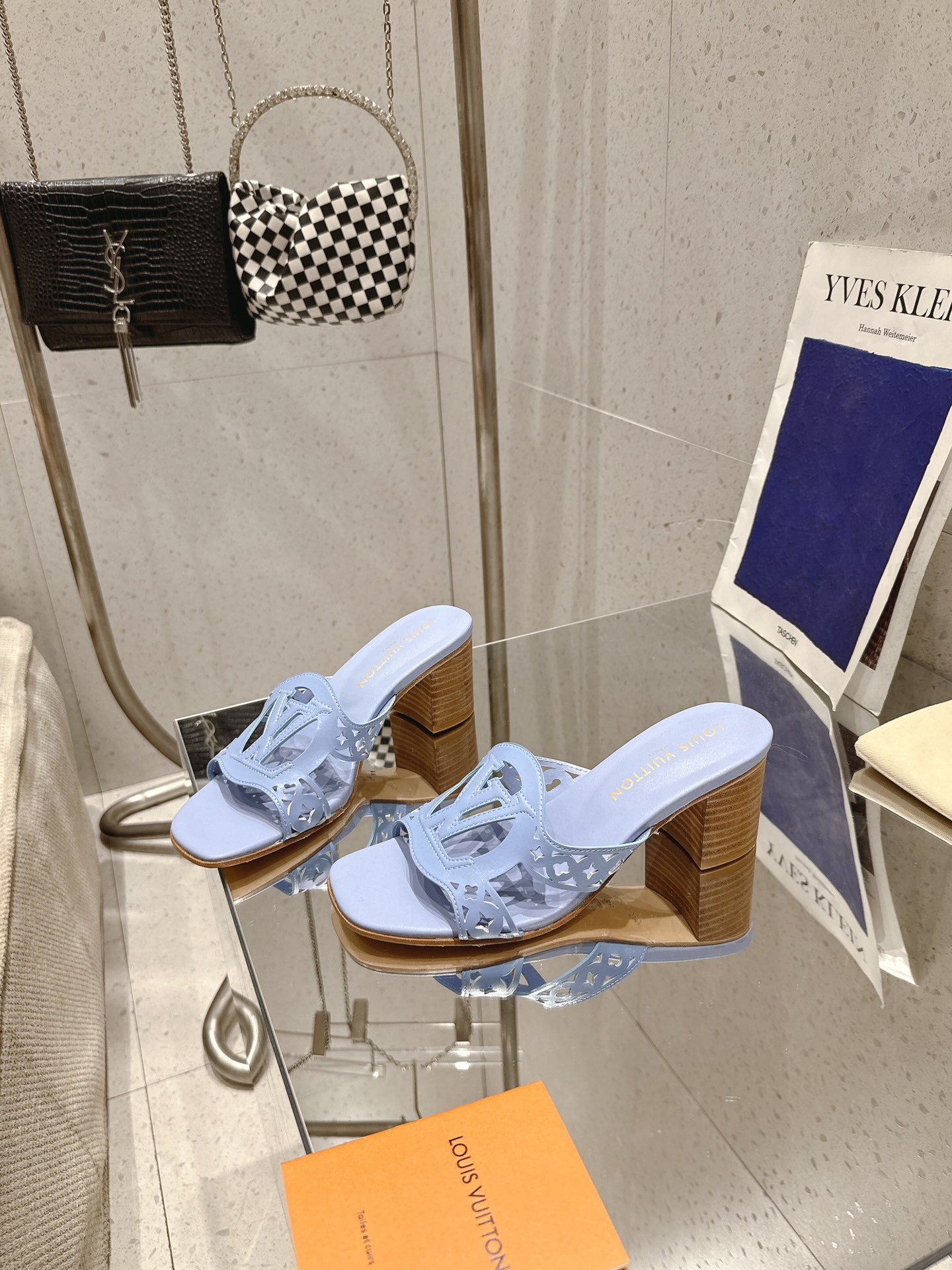 Louis Vuitton LV Isola Flat Mule Blue Women – 5.5cm Heel / 2.17in