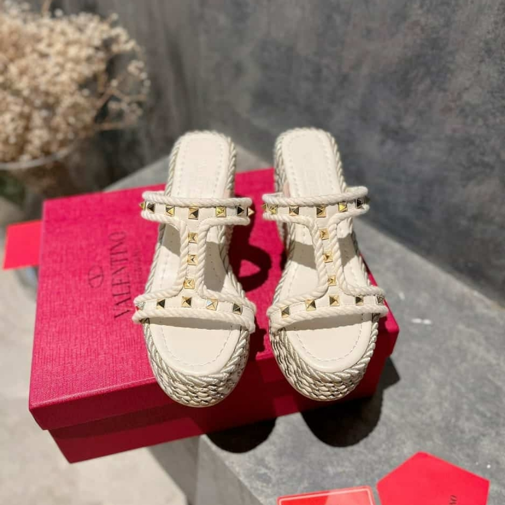 Valentino Rockstud Laminated Nappa Wedge Sandal Natural 4W2S0GI5DYM YBS