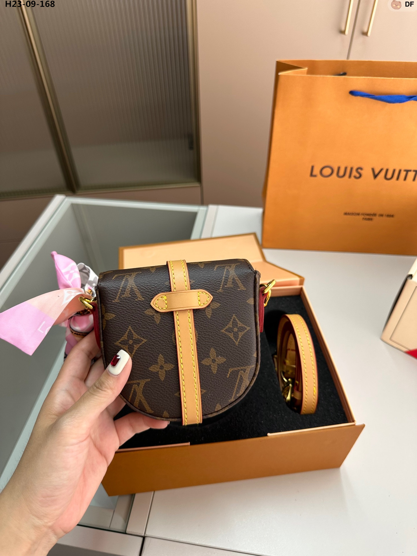 Louis Vuitton Chantilly Micro Bag Brown 12Cm M46643